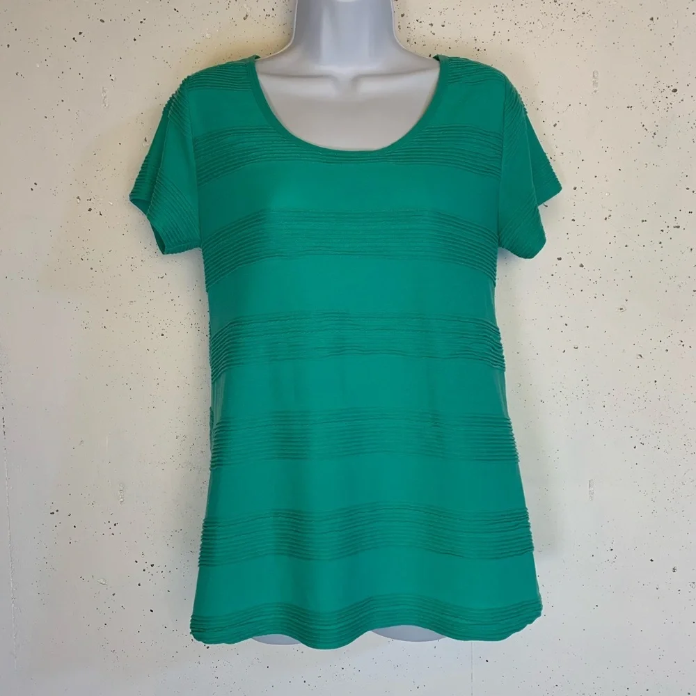 LuLaRoe Short Sleeve Shirt - Picture 1 of 4